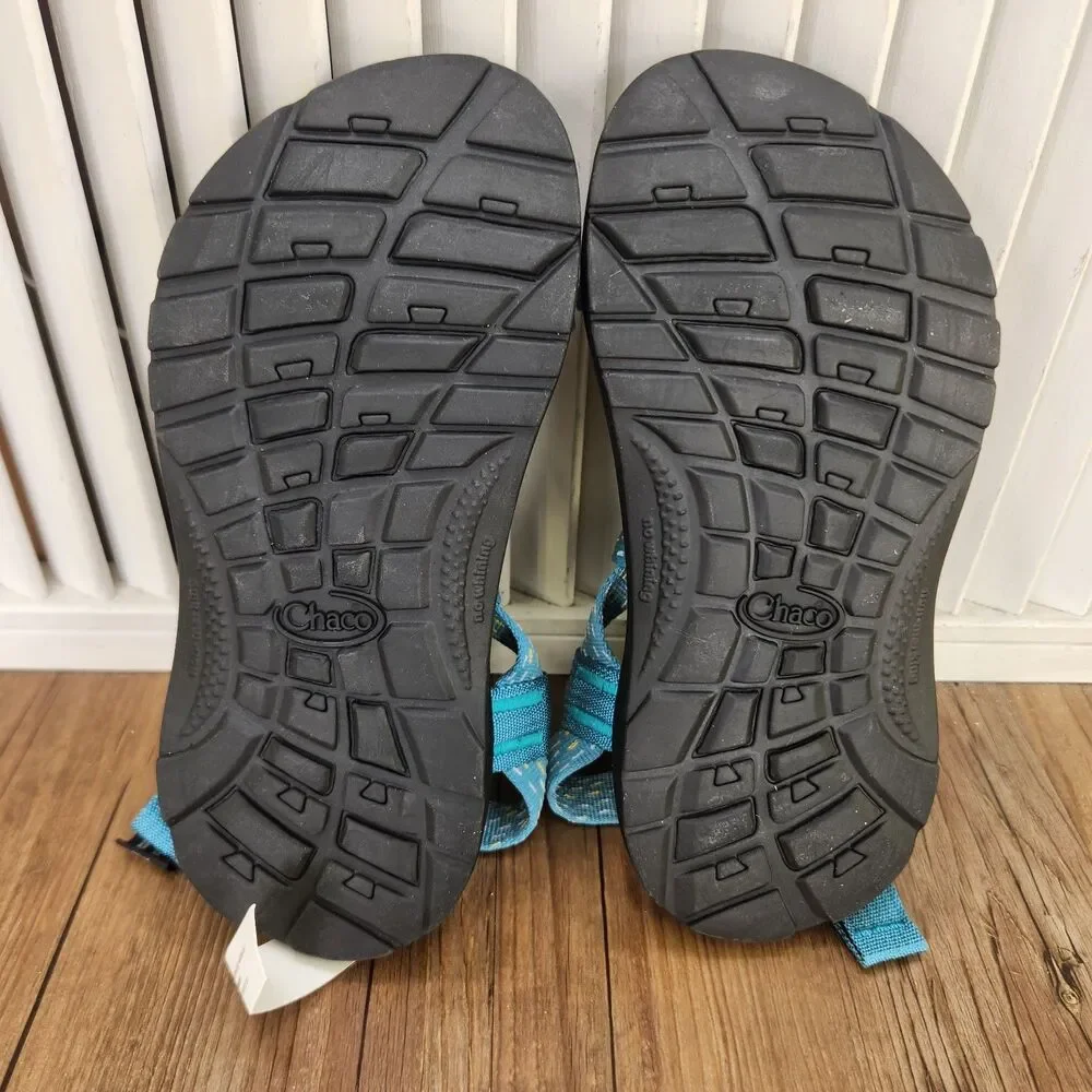 Chaco new box
